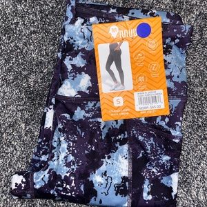 BRAND NEW LEGGINGS!!